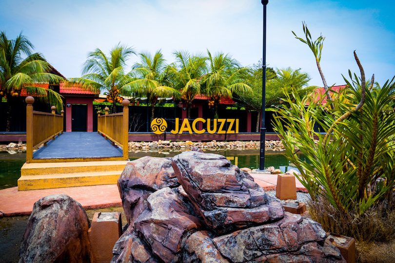 ayer hangat langkawi