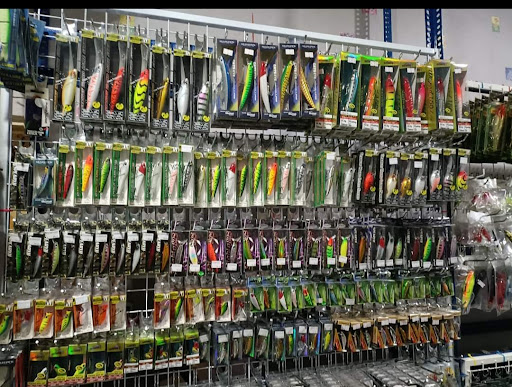 LEE'S TACKLE HOME MIRI