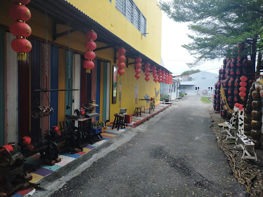 Lover's Bridge Cultural Street