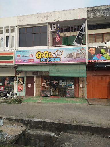 Qiqi Pet House (Padang Midin)