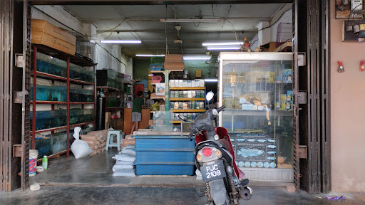 Pusat aquarium sungai lalang