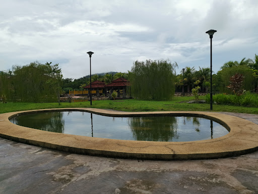 Aquarium Seafood Garden